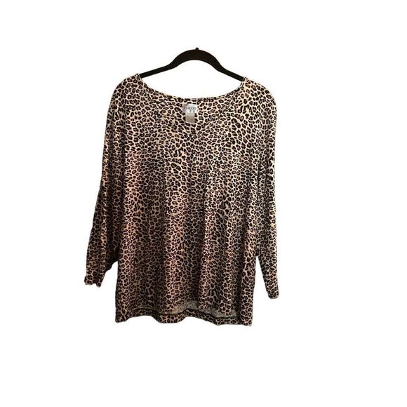 Chicos women’s cheetah animal, print V-neck stretch, top size large  - Picture 1 of 5